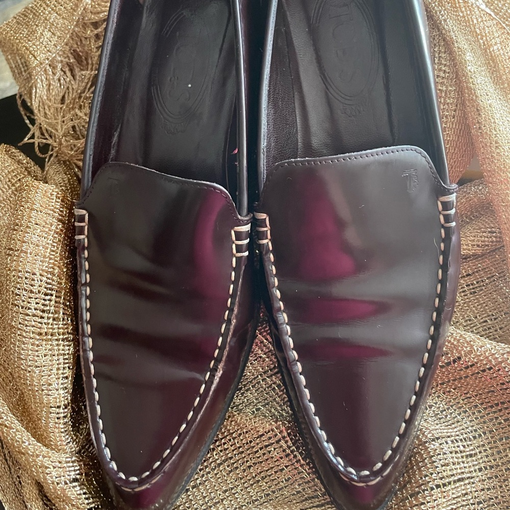 Tods Classic Dress Flats